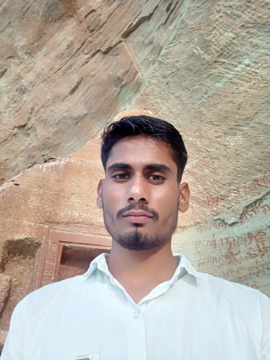 Kaptan  Yadav