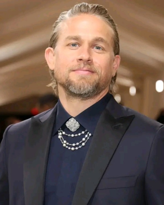 Charliehunnam01