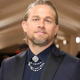 Charliehunnam01